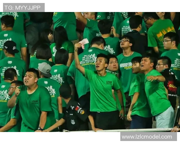 上海篮球队团队协作引发热议球迷对战术配合与球员默契提出质疑